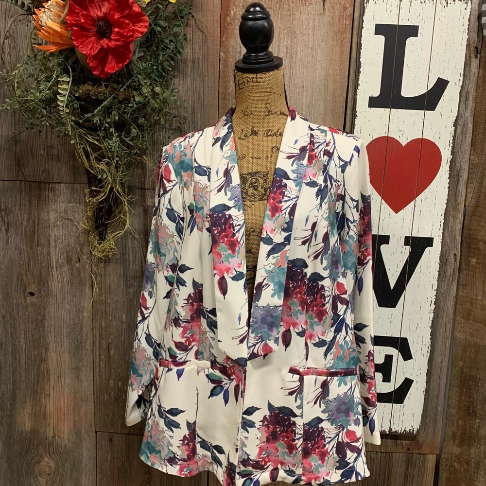 JustFab Floral Blazer